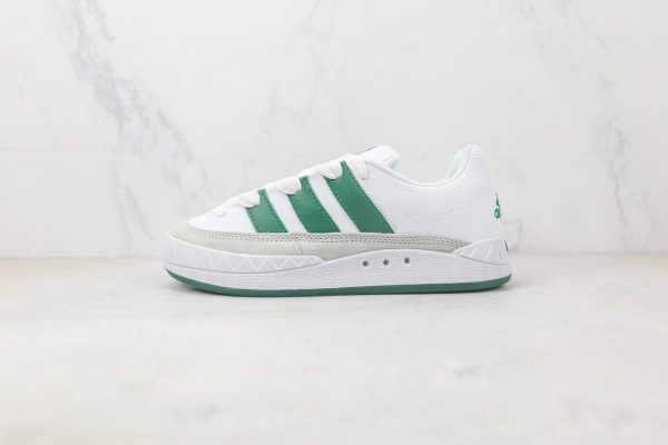 阿迪达斯Adidas ADIMATIC低帮白绿色复古板鞋 阿迪达斯三叶草麂皮板鞋 货号：DB2912
