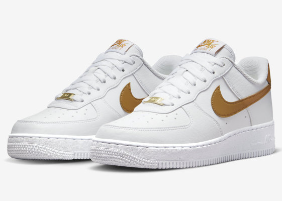Nike Air Force 1 Low Next Nature Surfaces“金色绒面革”

