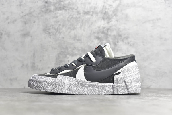 NikeSacai联名黑色低帮 Sacai X Nike Blazer Low Dunk Dark Grey Nike联名款低帮解构鞋 货号：DD1877-002