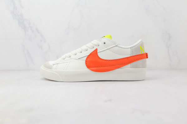 耐克Nike Blazer Low 77 Jumbo低帮开拓者白橙色板鞋 耐克低帮开拓者校园板鞋 货号：DQ1470-103