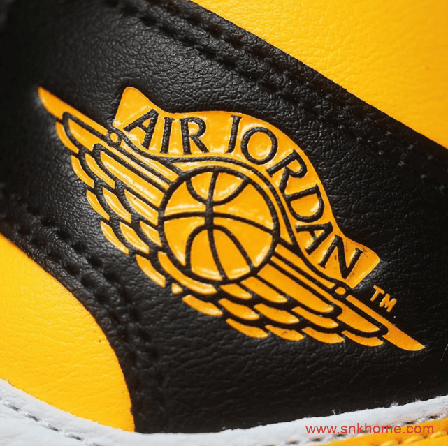 全新配色 Air Jordan 1 Mid黑脚趾设计 AJ1中帮白黑黄实物图