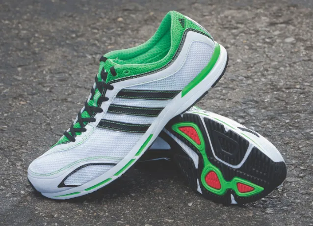 从Adidas SL20与adizero RC2.0对比看跑鞋的设计细节