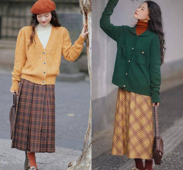“毛衣+半身裙”才是2022年最时髦的打开方式！温暖显瘦又高级