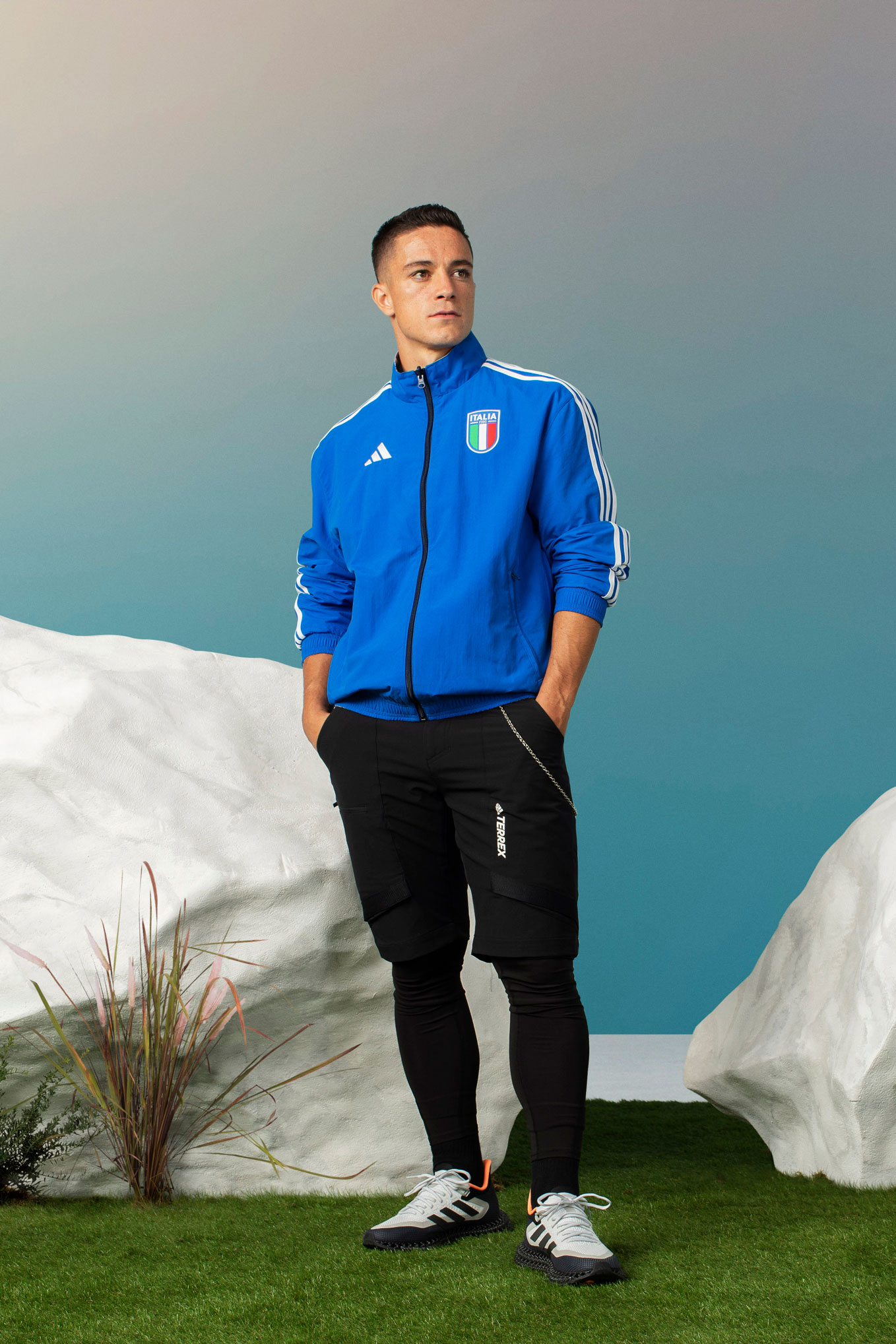 adidas 发布新款意大利国家队球衣
