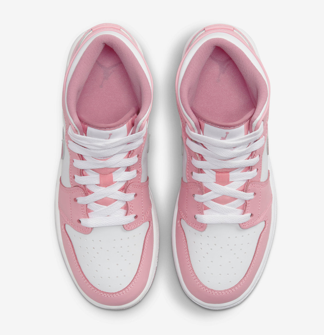 Air Jordan 1 Mid GS情人节粉色和白色表面
