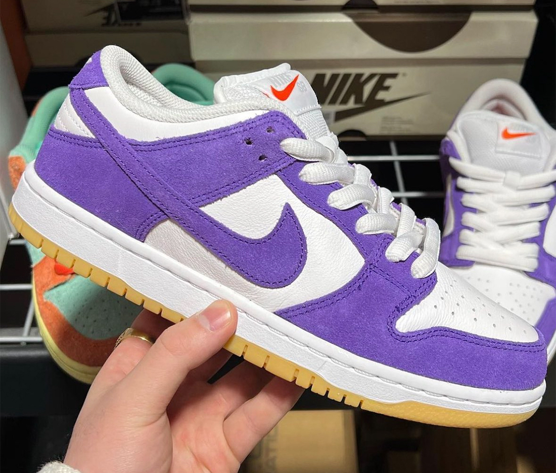 一见钟情：Nike SB Dunk Low“紫色翻毛皮”
