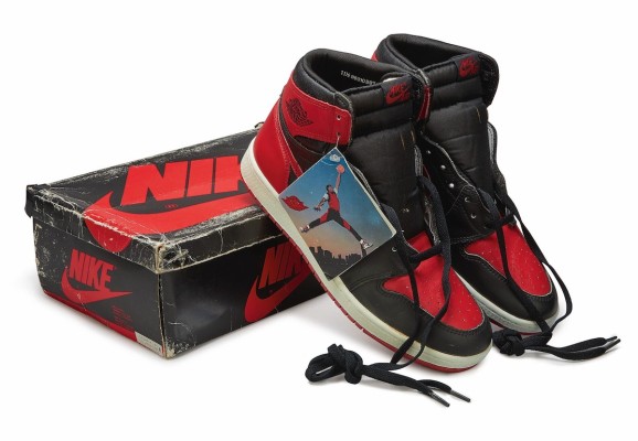 Better Air Jordan 1 High OG 1985：“Bred”或“Royal”
