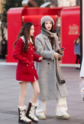 看了杭州素人女生的街拍，才明白，冬天会穿这3件外套才叫时髦