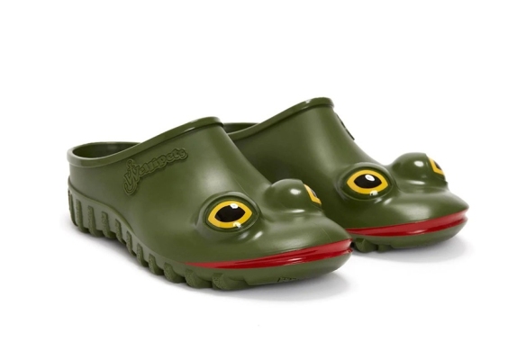 天啦噜预定「最怪联名」！定价 3k 的「青蛙鞋」还有新配色！