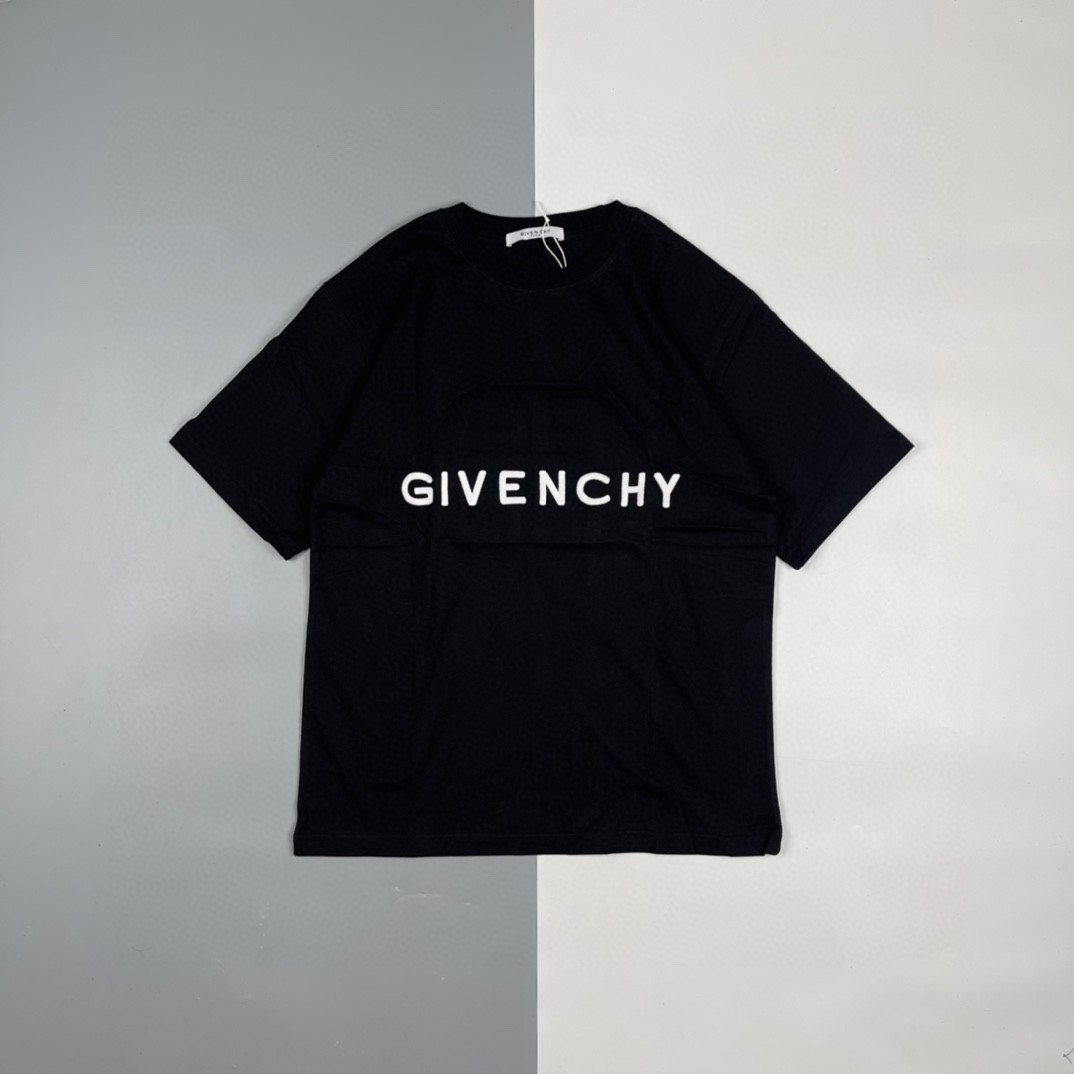纪梵希logo短袖（Givenchy/纪梵希 22ss 4G字母刺绣短袖）