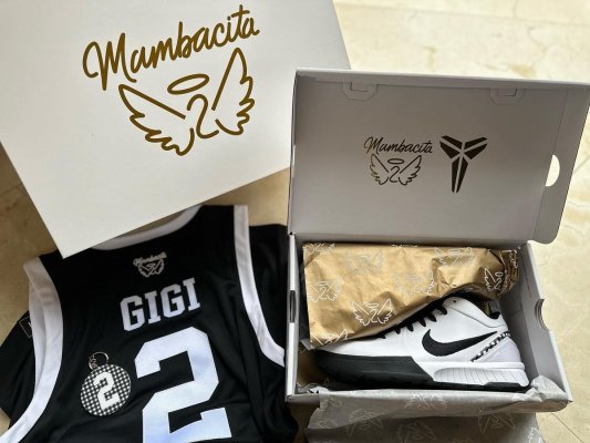 Nike Kobe 4 Protro“Mambacita”于5月1日发布
