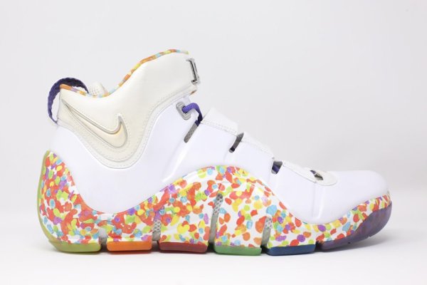 Nike LeBron 4“Fruity Pebbles”2024年春季发布
