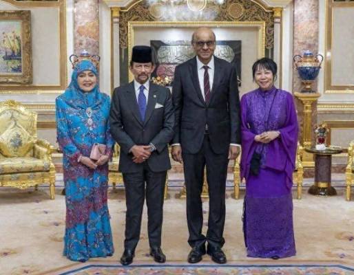 马来西亚总理母女出访汶莱！侄女金裙东方美，汶莱新王后也华丽现身
