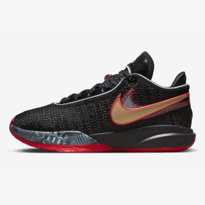 2022.10.5发售：Nike LeBron 20 黑红配色散发迈阿密热火队的氛围
