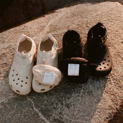 今日发售Satisfy x Crocs 的木底凉拖鞋