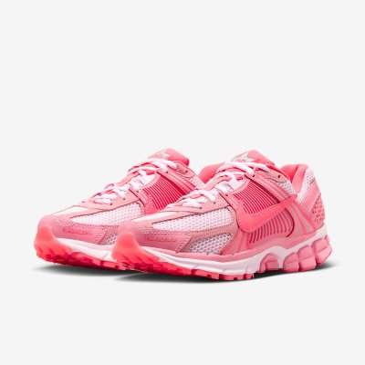 2023.8.22球鞋发售:男女同款粉色跑步鞋 Nike Zoom Vomero 5“Triple Pink”FQ0257 666